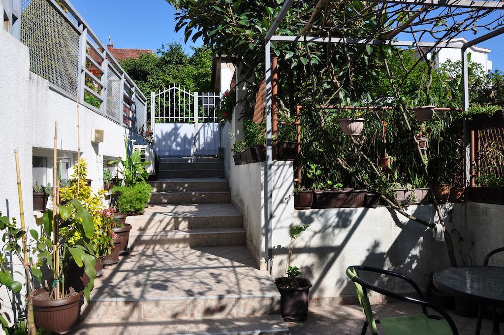 Guest House Marojevic Igalo Exterior foto